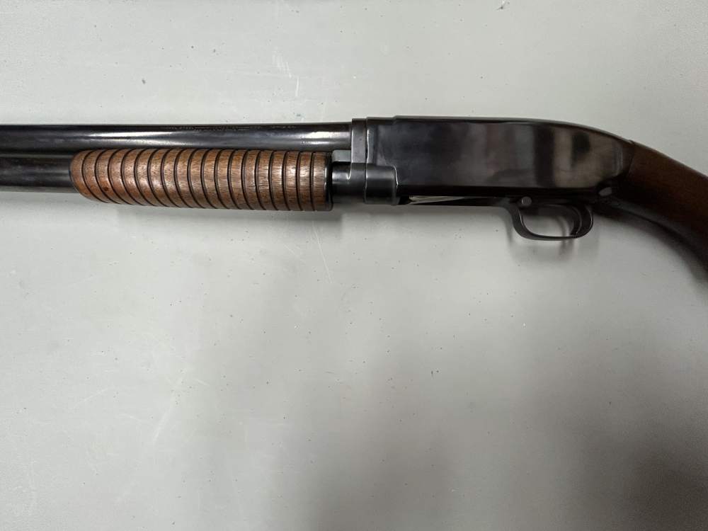 Winchester 12 12GA Pump Shotgun-img-3