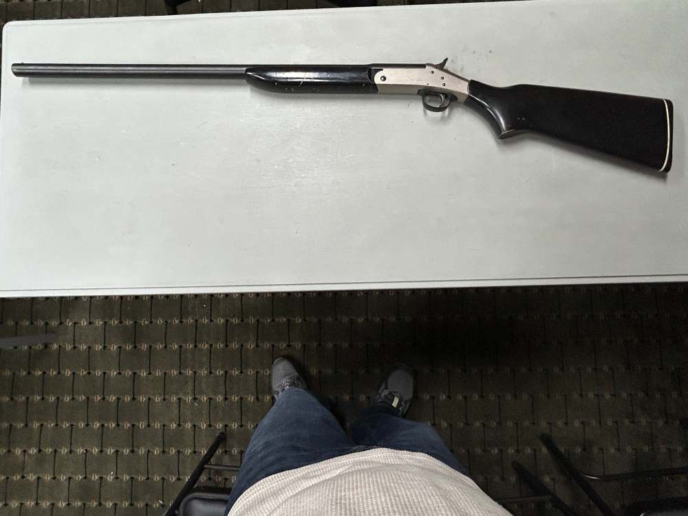 H&R 1871 098 12GA Single Shot-img-0