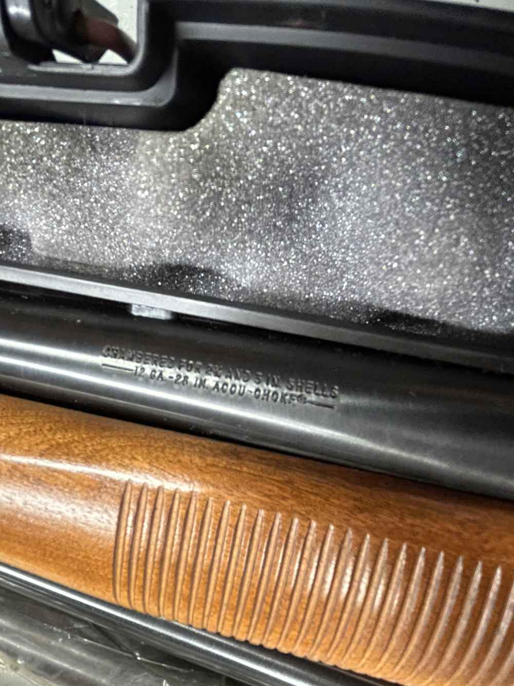 Mossberg 500AT 12GA With 3 Barrels!-img-11