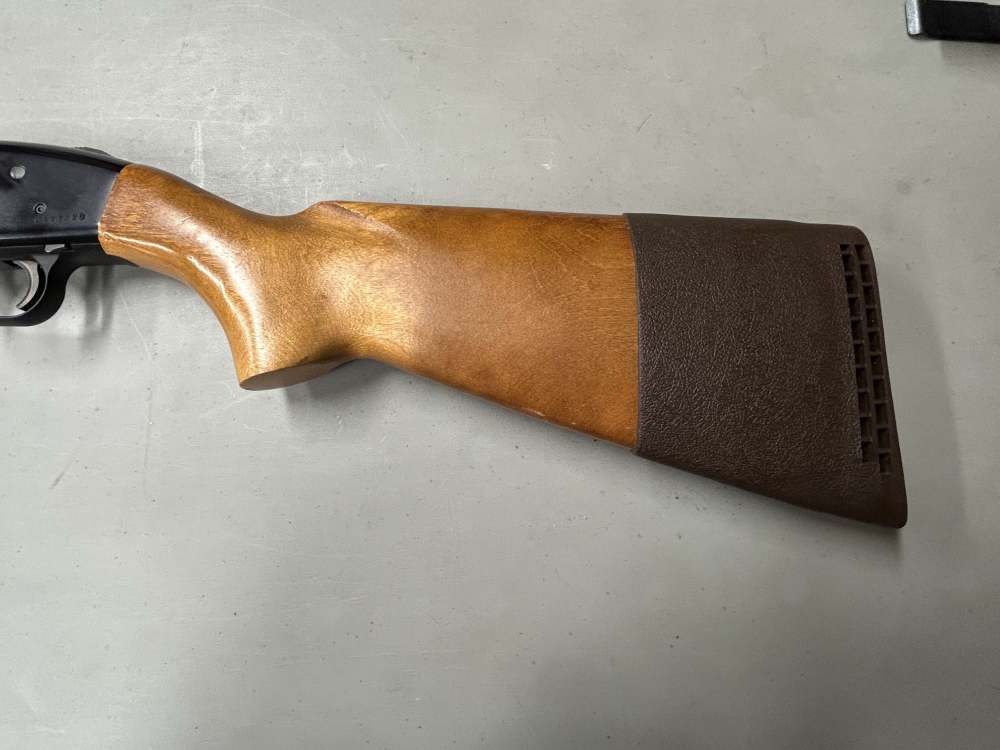 Mossberg 500AT 12GA With 3 Barrels!-img-1