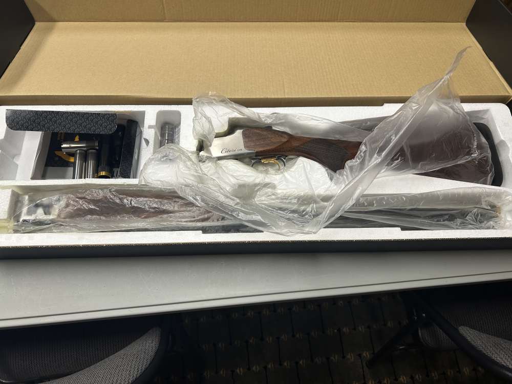 Browning Citori CXS 12GA With 6 Chokes!-img-2