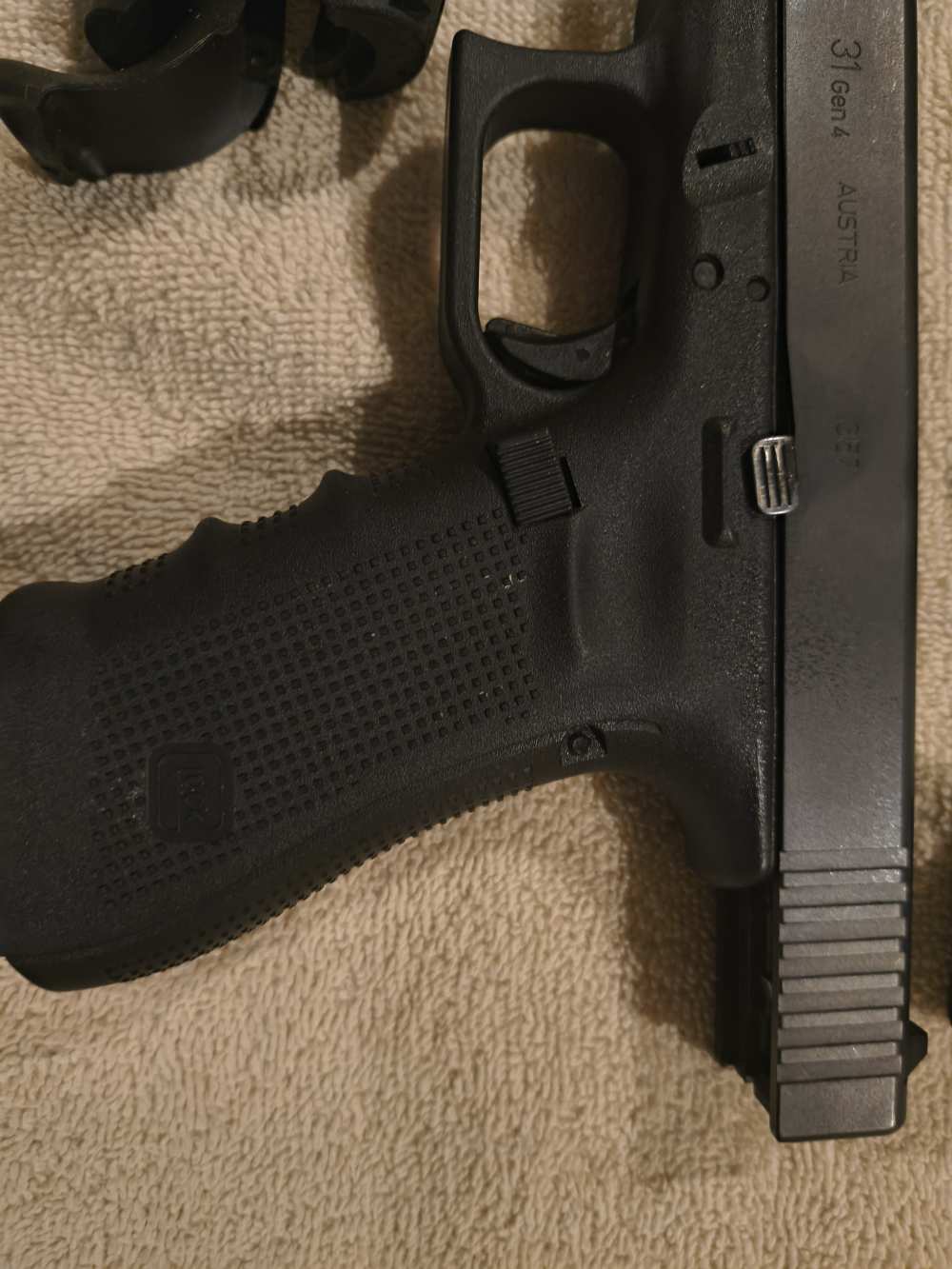 Glock 31 Gen 4 w/ conversion barrels to .40 S&W & 9MM free ship w buy now-img-3