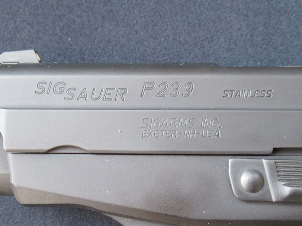 Sig Sauer P239 9mm Near New-In-Box Papers Extra Mag Early Production Nice!-img-3