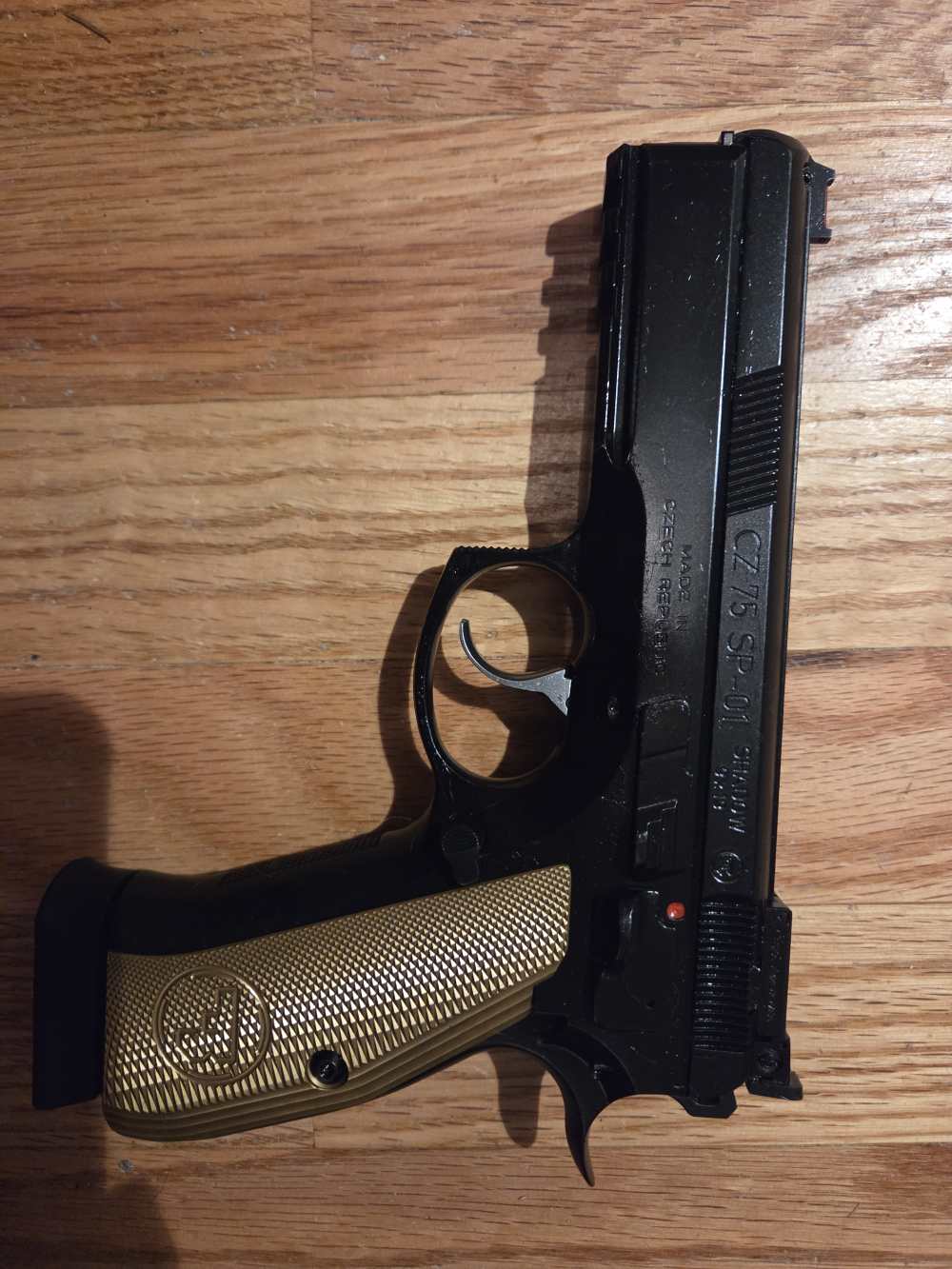 CZ 75 SP-01 Shadow 9MM 2 Mags 18rd with extras-img-2