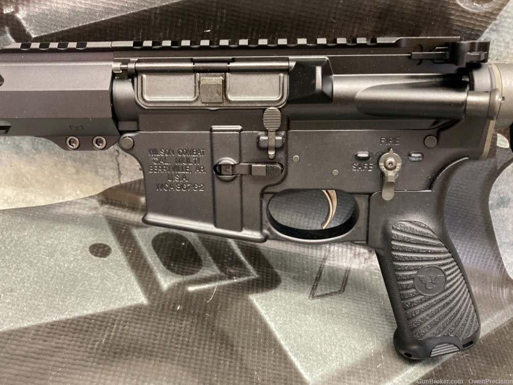 AR-15 Left hand 300 Blackout Wilson Combat Protector 16" 5.75# PNT trigger-img-2