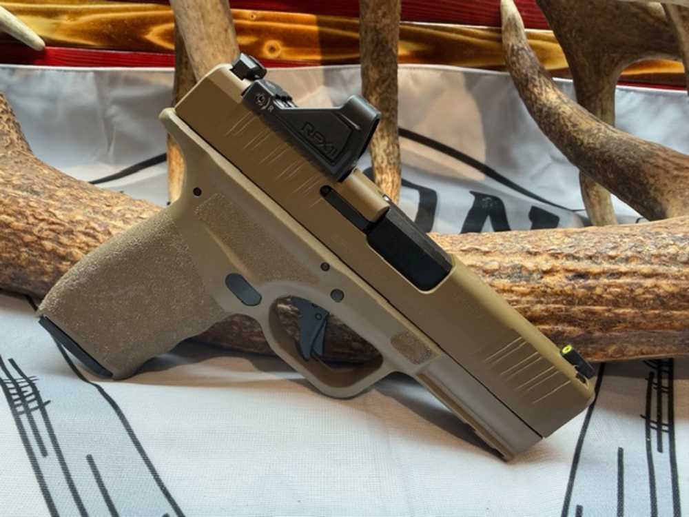 SPRINGFIELD ARMORY HELLCAT PRO OSP 9MM SEMI-AUTO PISTOL GEAR UP BUNDLE-img-0