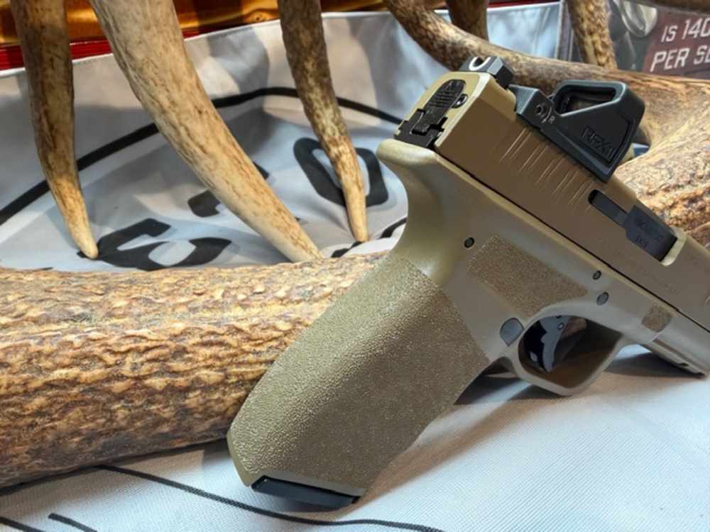 SPRINGFIELD ARMORY HELLCAT PRO OSP 9MM SEMI-AUTO PISTOL GEAR UP BUNDLE-img-1