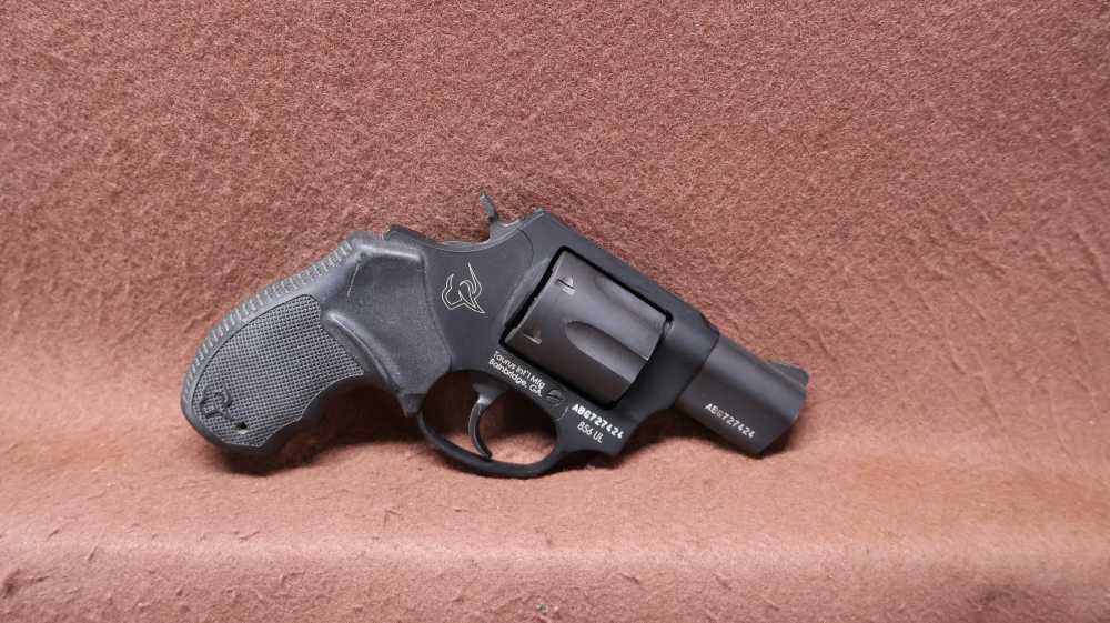 Taurus 856 Ultra Lite 38 SPL 6 Shot DA/SA 2" BRL EXC Bore-img-1
