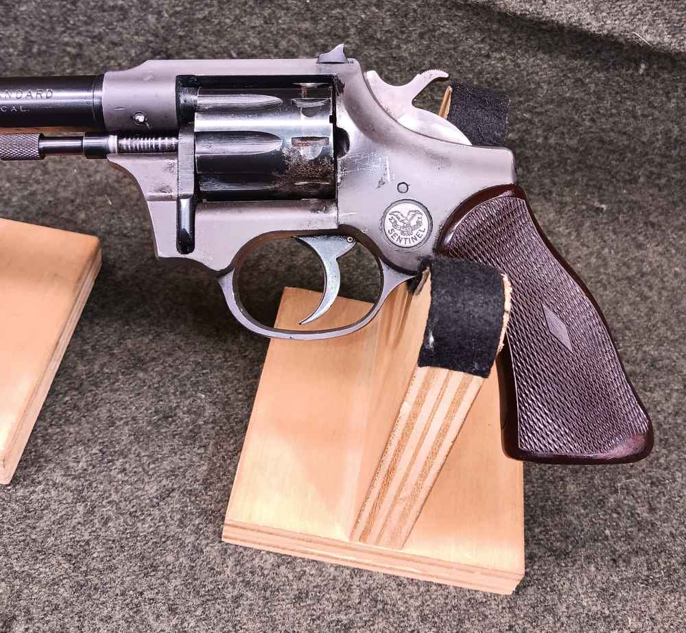 HIGH STANDARD R-101 SENTINEL REVOLVER .22LR (POTMETAL)-img-5