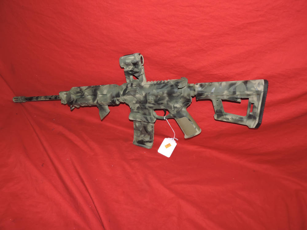 Bushmaster XM-15 5.56 with holosun ARO ar-15-img-5