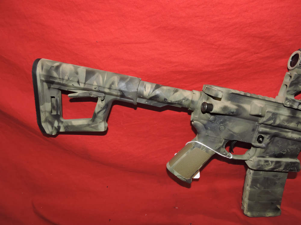 Bushmaster XM-15 5.56 with holosun ARO ar-15-img-1