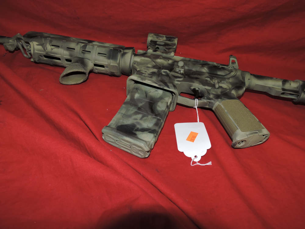 Bushmaster XM-15 5.56 with holosun ARO ar-15-img-10