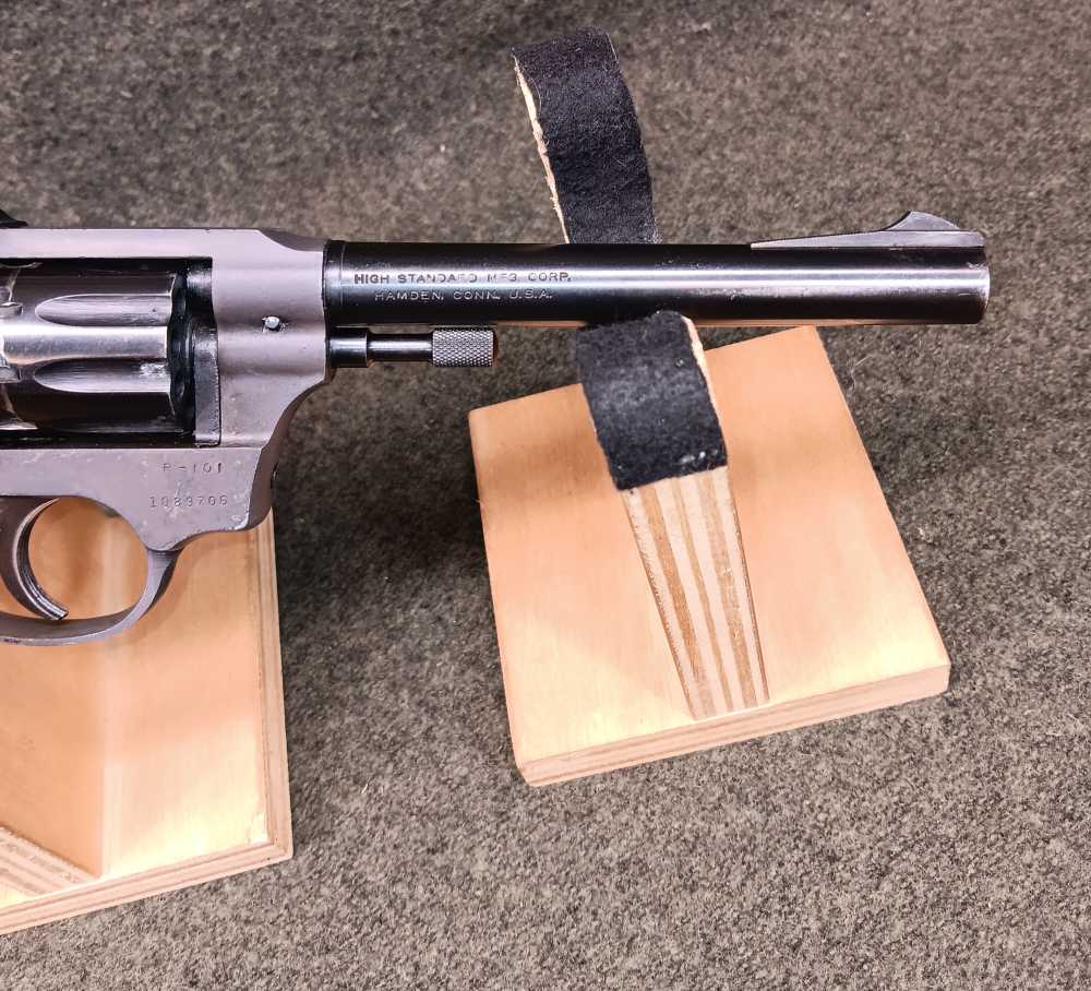 HIGH STANDARD R-101 SENTINEL REVOLVER .22LR -img-2