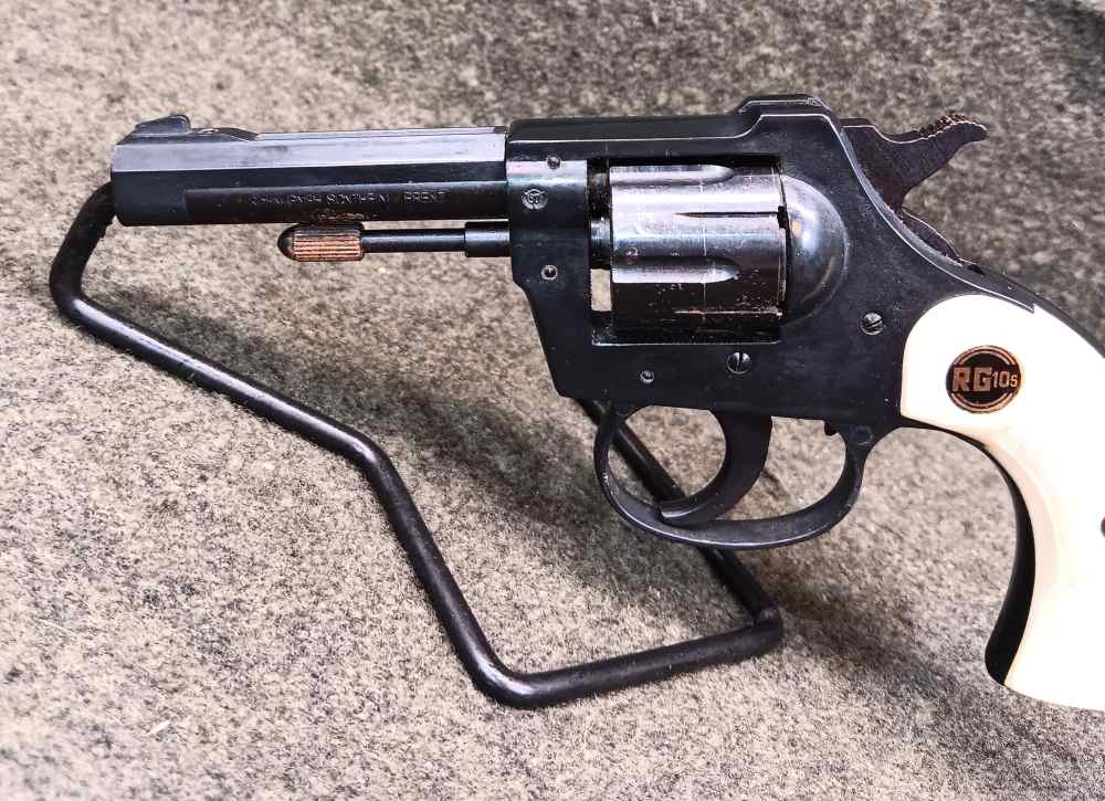 ROHM RG10S REVOLVER .22LR (POTMETAL)-img-6