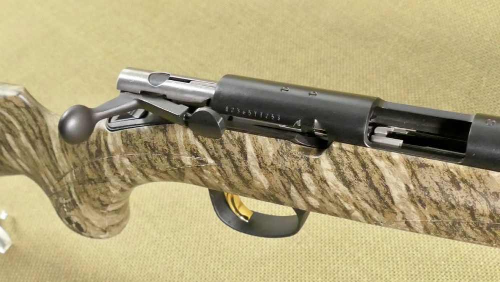 Browning - T-Bolt Mossy Oak Bottomland Target/Varmint Sporter - 22 WMR -img-20