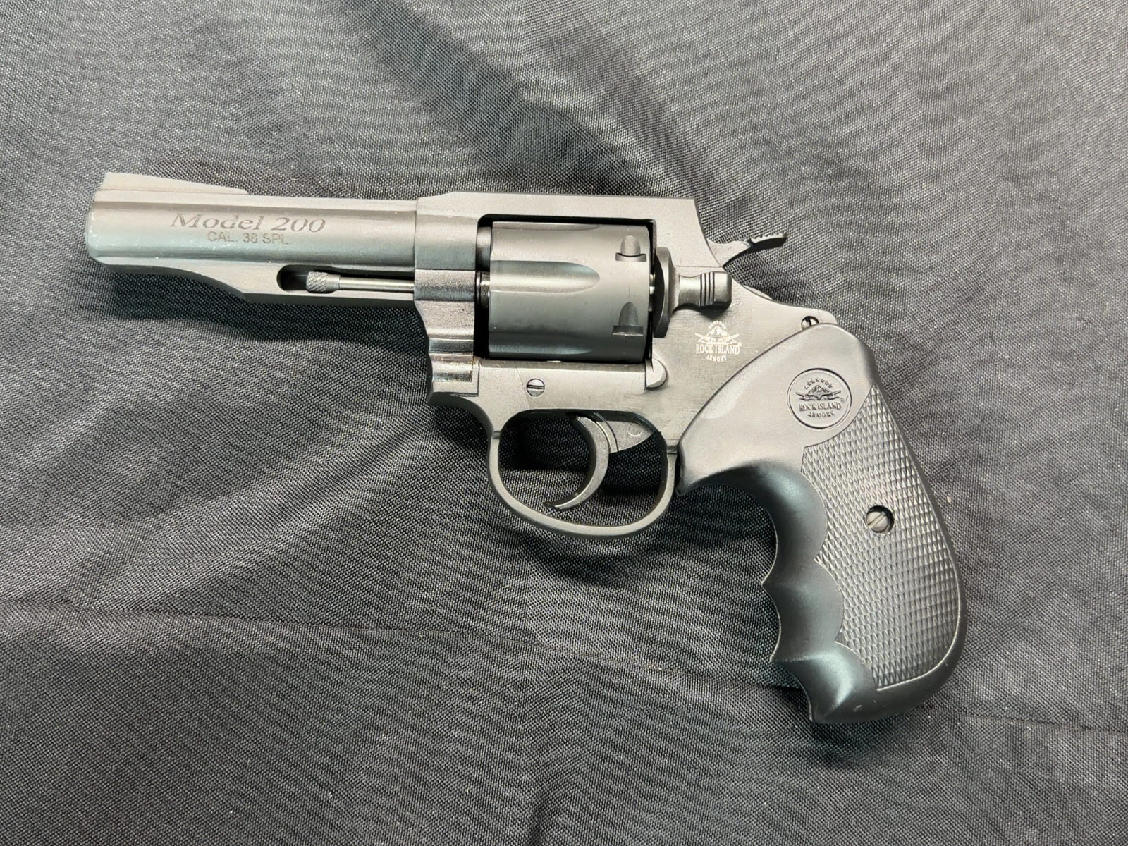 Rock Island Armory Model 200 38 Special-img-2