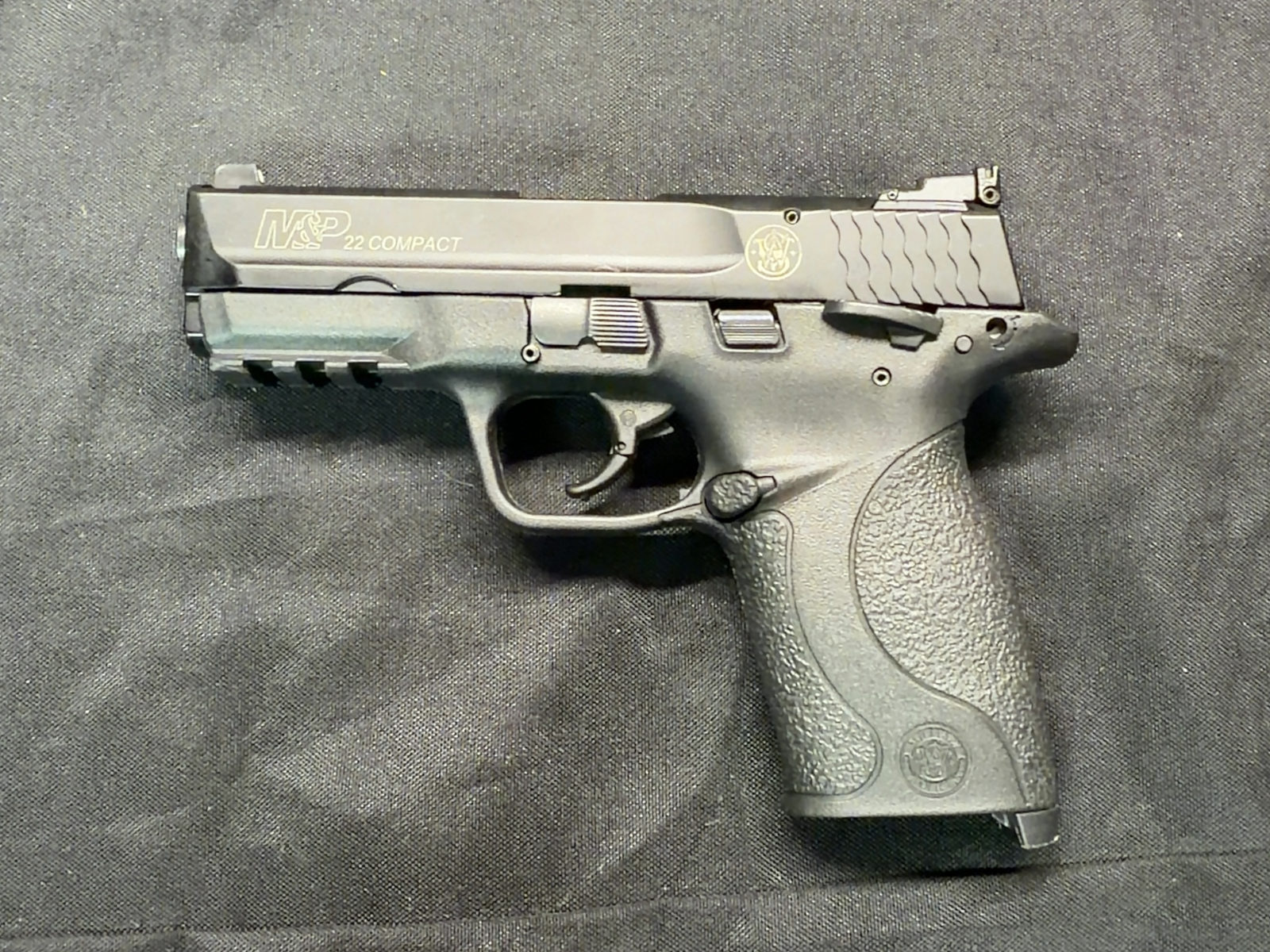 Smith & Wesson M&P22 Compact 22 Long Rifle-img-2