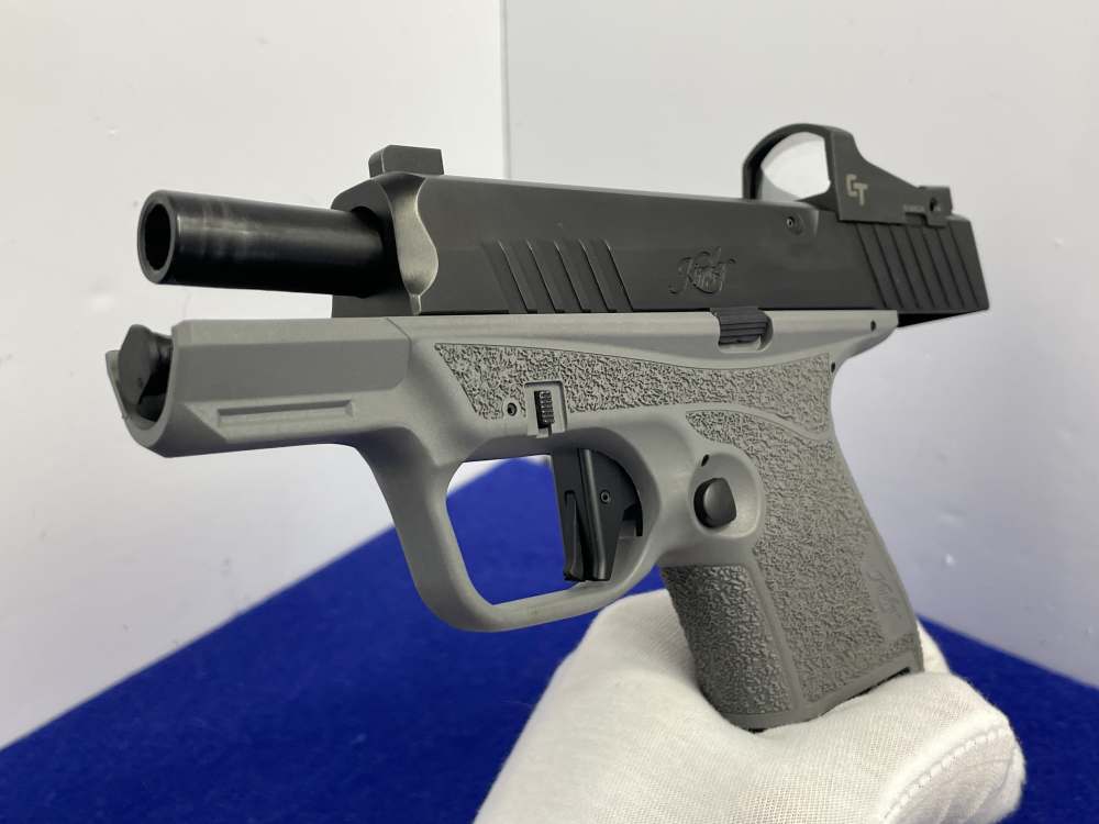 Kimber R7 Mako 9mm 3.37" Blk/Grey *CRIMSON TRACE REDDOT W/ 15 ROUND mag*-img-42