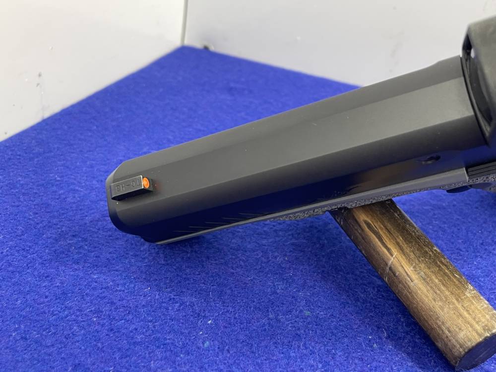 Kimber R7 Mako 9mm 3.37" Blk/Grey *CRIMSON TRACE REDDOT W/ 15 ROUND mag*-img-29