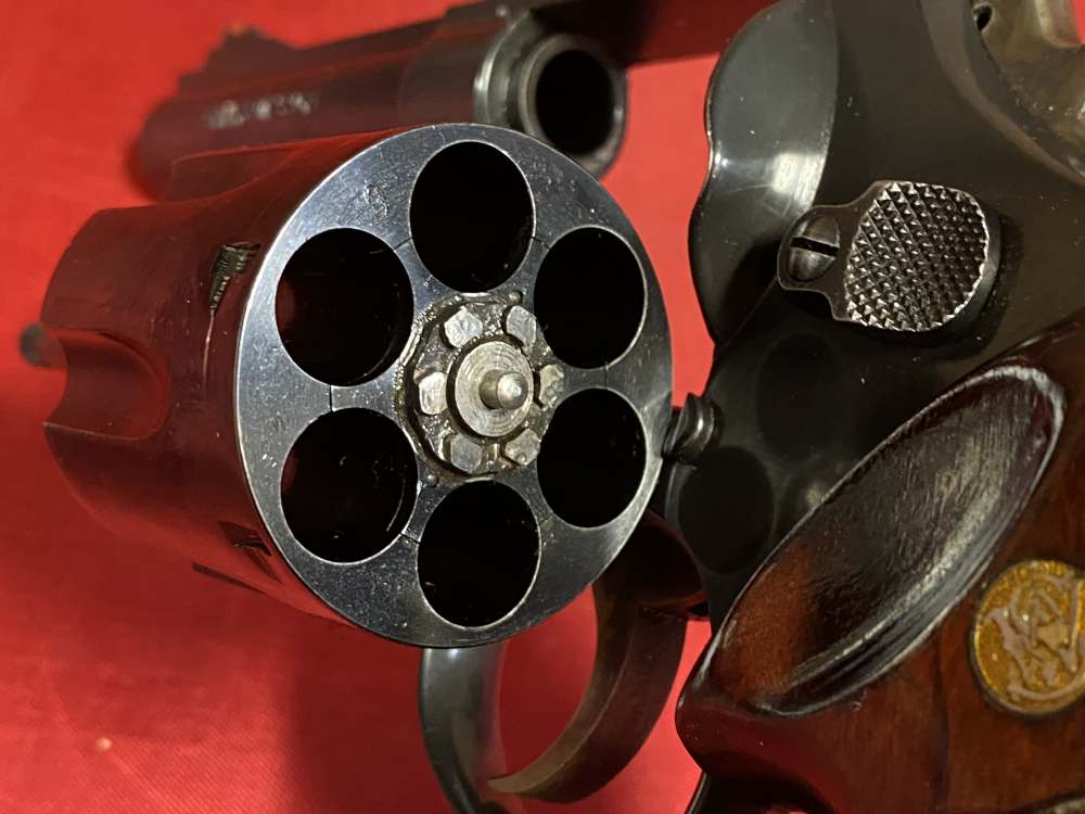 Smith & Wesson Model 25-5 4" Blued 45 Colt In Good Condition               -img-21