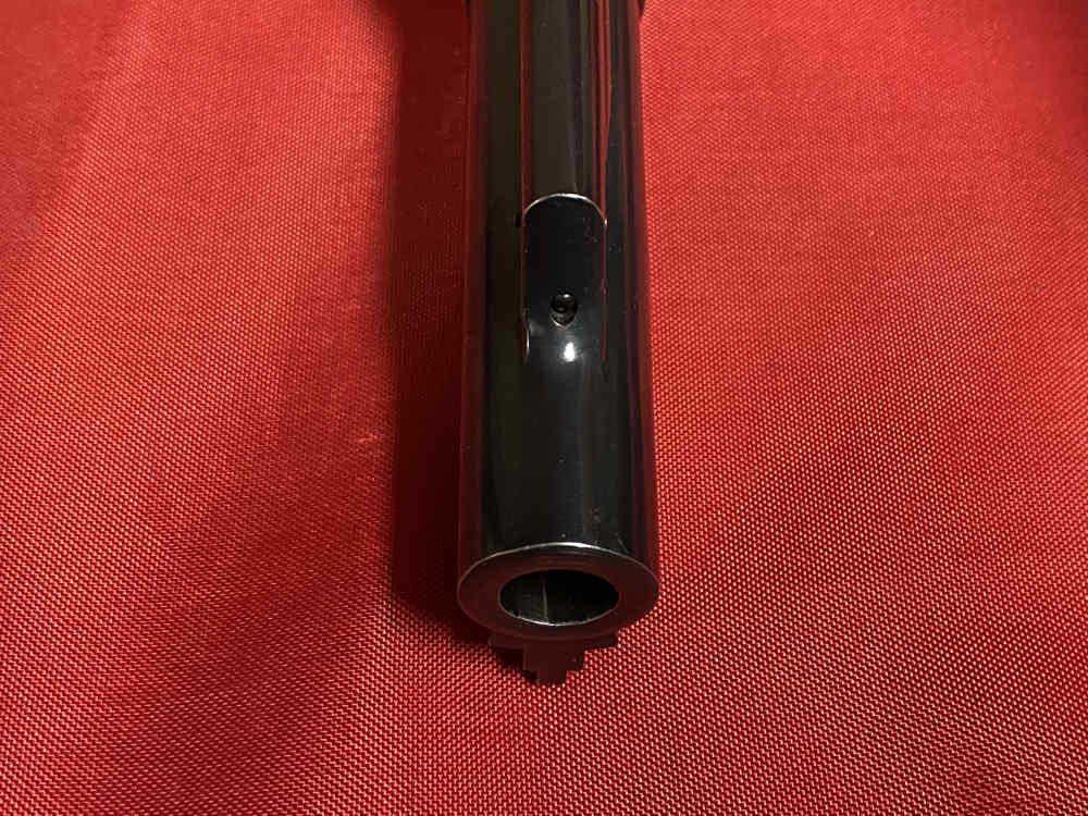 Smith & Wesson Model 25-5 4" Blued 45 Colt In Good Condition               -img-12