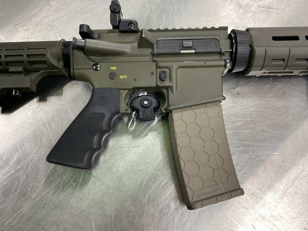 Ruger AR556 very good condition olive drab -img-4