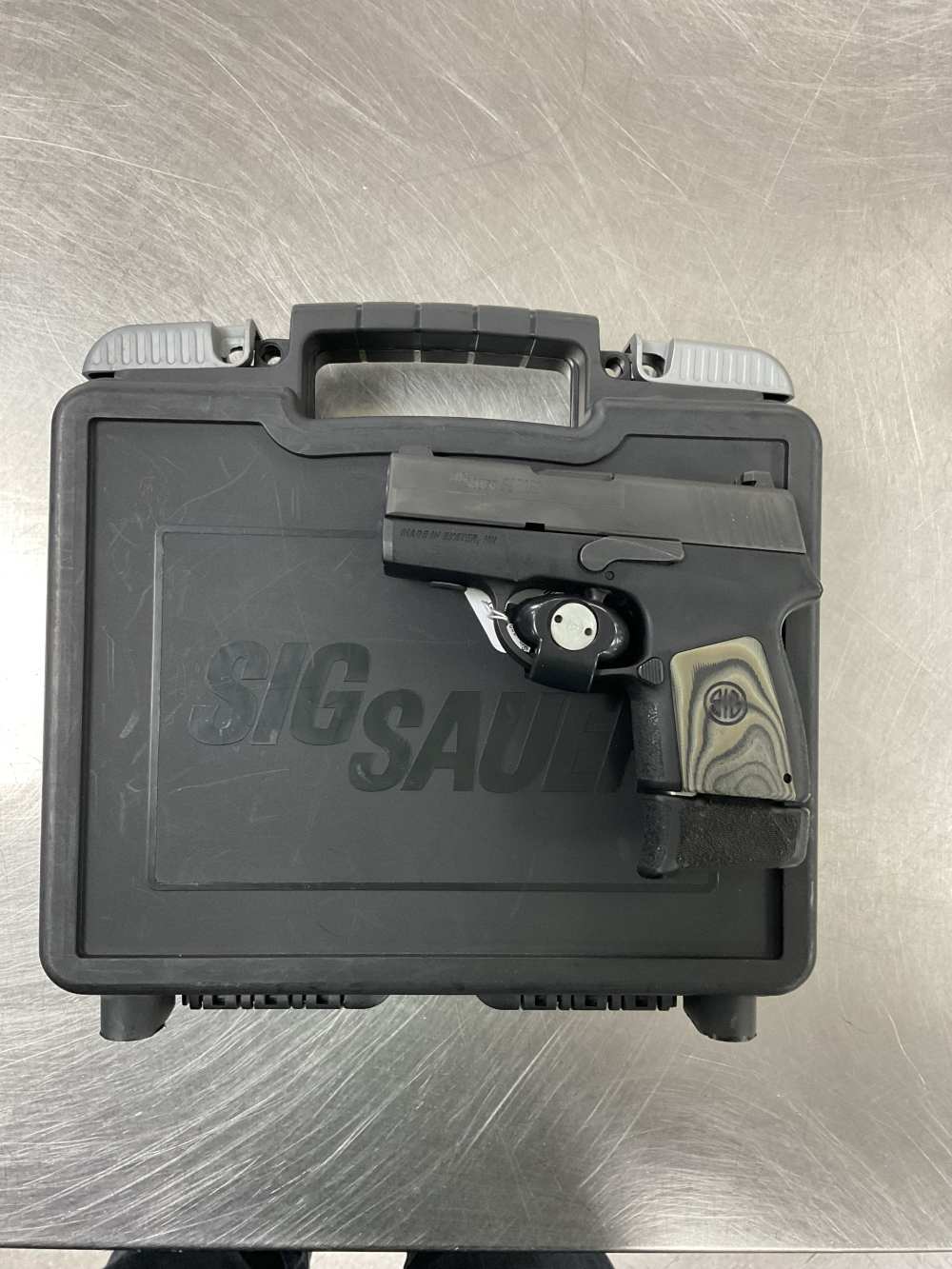 Sig sauer P290RS very good condition -img-1
