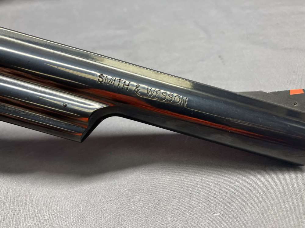 Gorgeous Smith & Wesson 29-10 w/ Display Case - .44 Magnum - 6" Barrel-img-22
