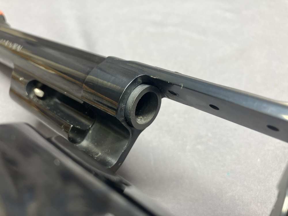 Gorgeous Smith & Wesson 29-10 w/ Display Case - .44 Magnum - 6" Barrel-img-25