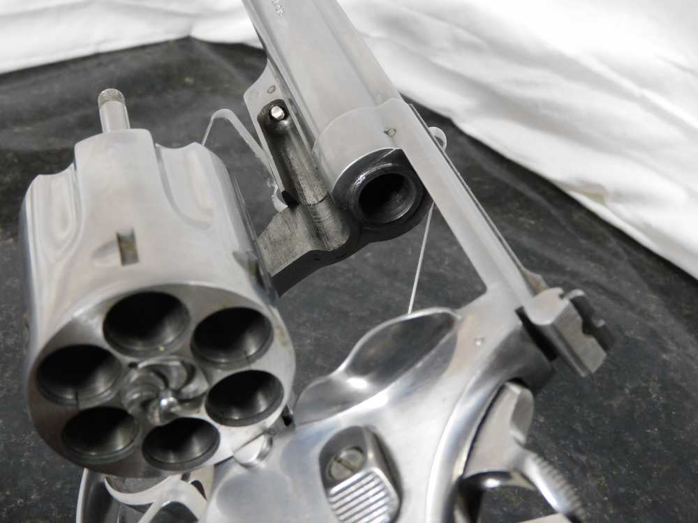 Astra Stainless Revolver 6 inch Barrel 44 Magnum-img-31