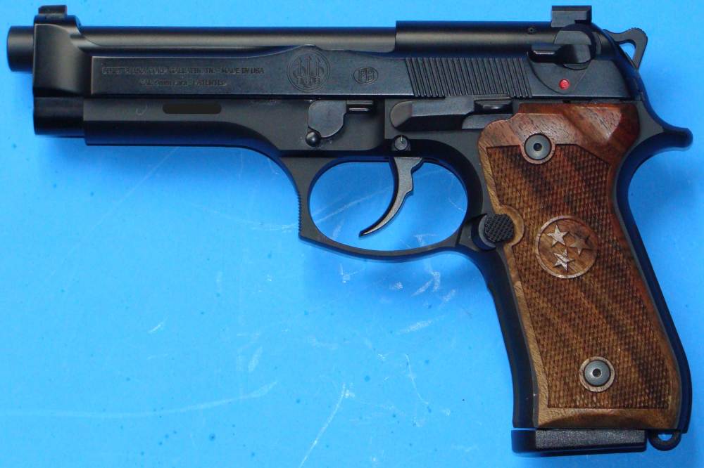 BERETTA 92G RARE VOLUNTEER STATE COMMEMORATIVE SEMI AUTO PISTOL 9MM-img-1