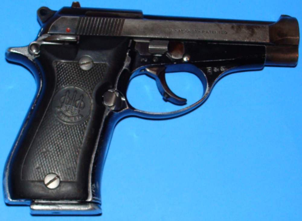BERETTA MODEL 81 SEMI AUTO PISTOL .32ACP W/MAGS-img-4