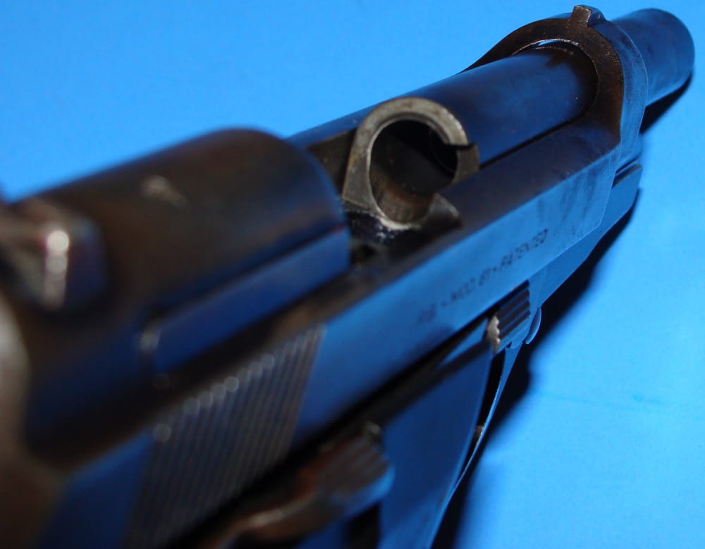 BERETTA MODEL 81 SEMI AUTO PISTOL .32ACP W/MAGS-img-13