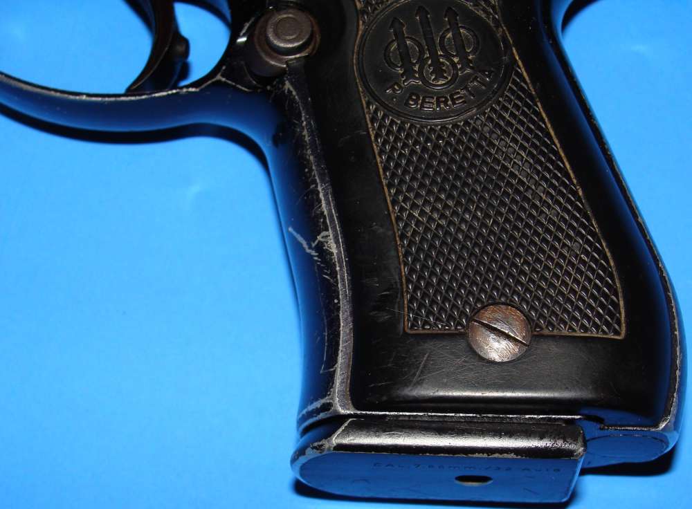 BERETTA MODEL 81 SEMI AUTO PISTOL .32ACP W/MAGS-img-22