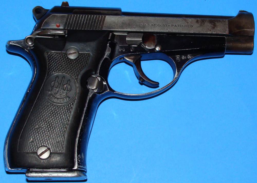BERETTA MODEL 81 SEMI AUTO PISTOL .32ACP W/MAGS-img-5