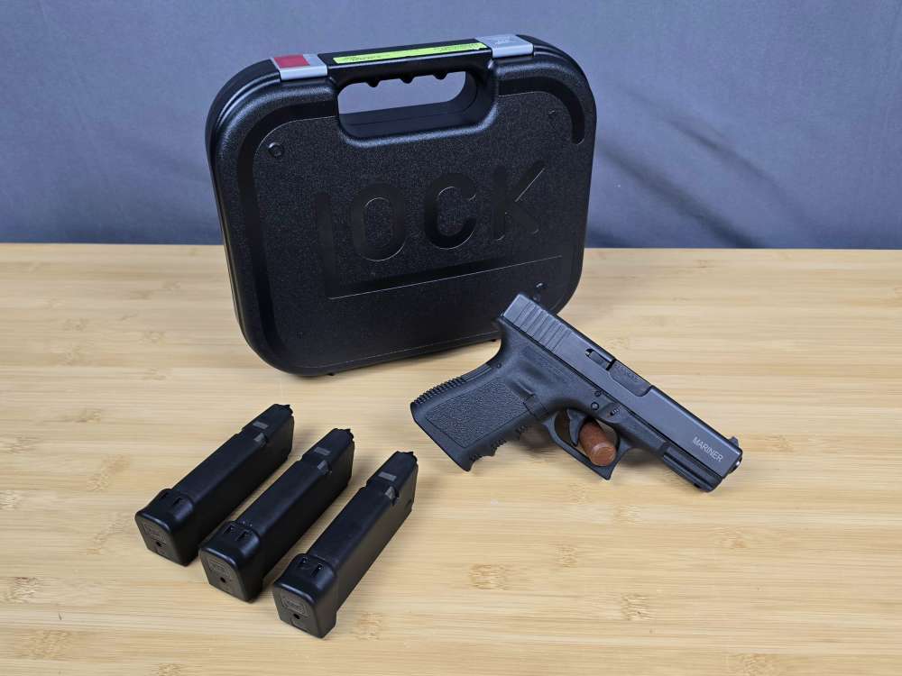 Glock 19 Gen3 Mariner Green Label Contract Overrun 3 Mags-img-0