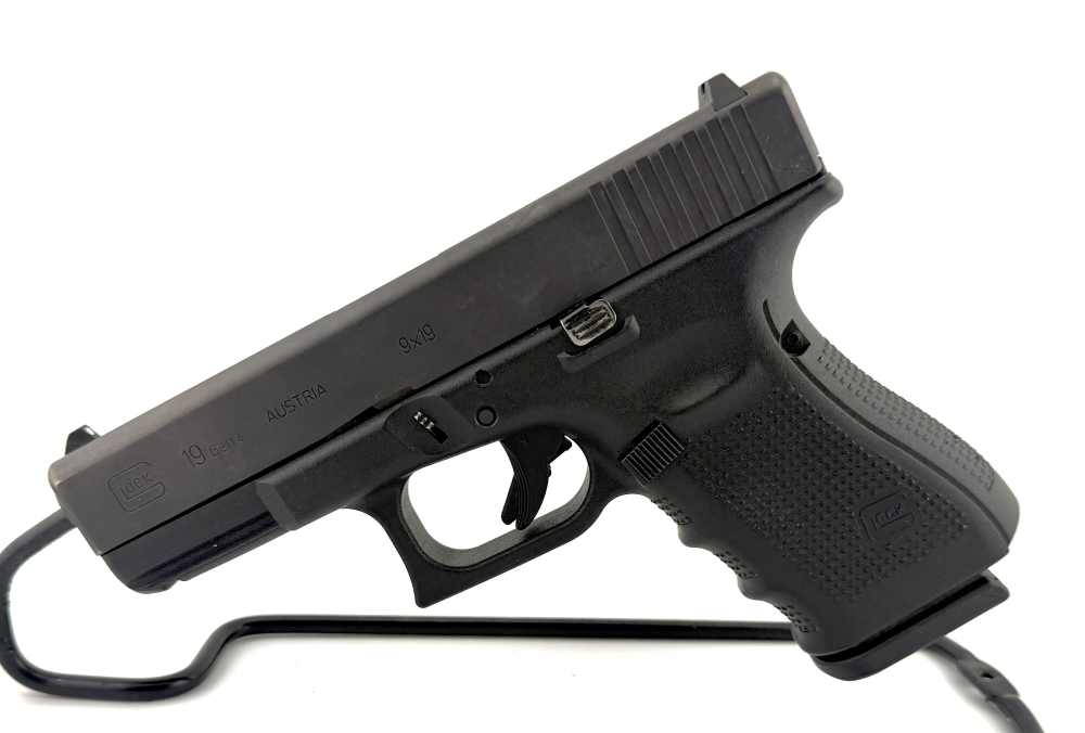 Glock G19 Gen4 9mm Luger Compact Semi-Automatic 15 Round Pistol-img-0