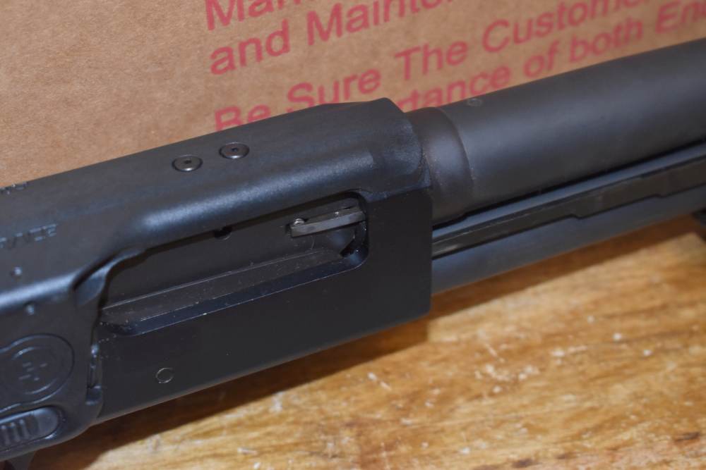 Mossberg 590 Shockwave 12 Gauge 14" Pump Crimson Trace Laser Saddle Bundle-img-8