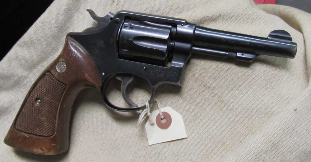 Smith & Wesson M&P 5 Screw .38 Special Revolver 1950 .01 NO RESERVE-img-4