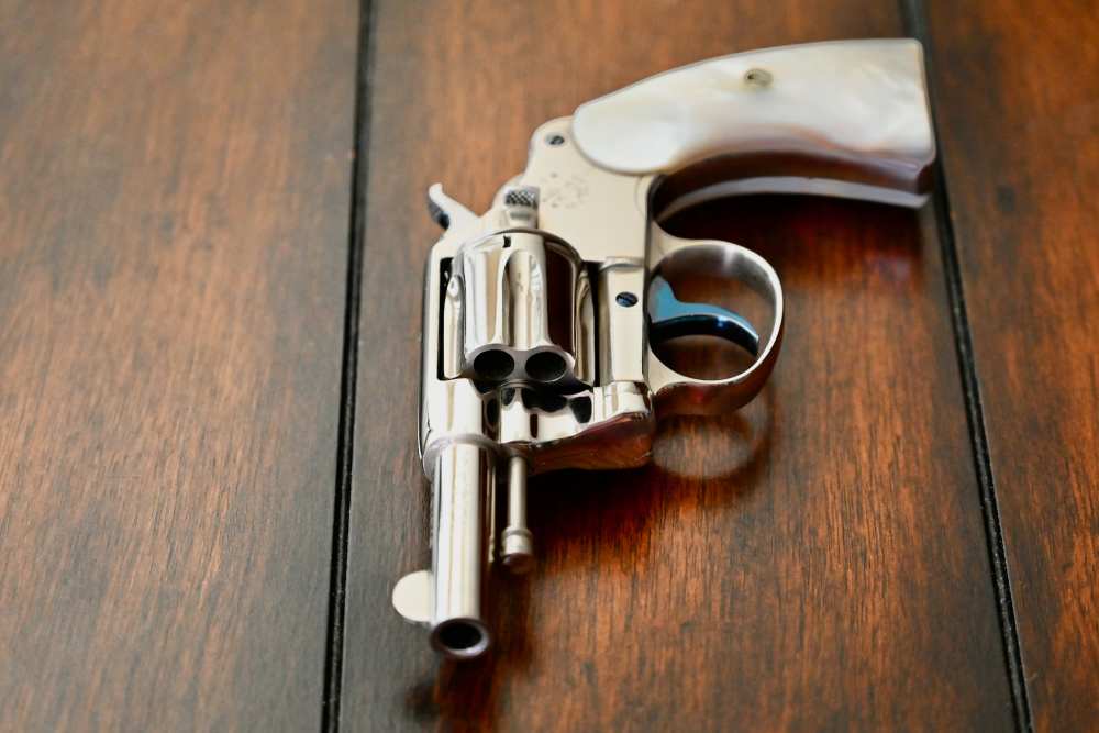 1903 Colt New Police .32 Colt 2.5" Nickel Pearl Stocks Collector-Grade!-img-7