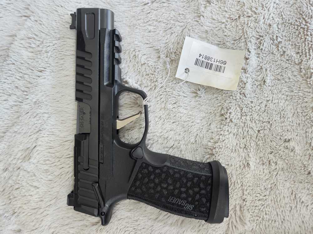 SIG P365-FUSE 9mm 4.3" Manual Safety 3 Mags Optics Ready -img-1