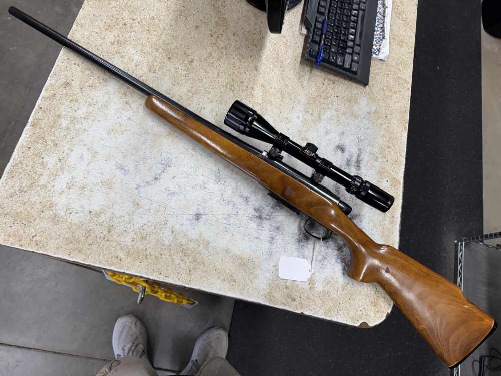 REMINGTON 788 BOLT ACTION 22-250 W/ BUSHNELL SCOPE VINTAGE RIFLE-img-1