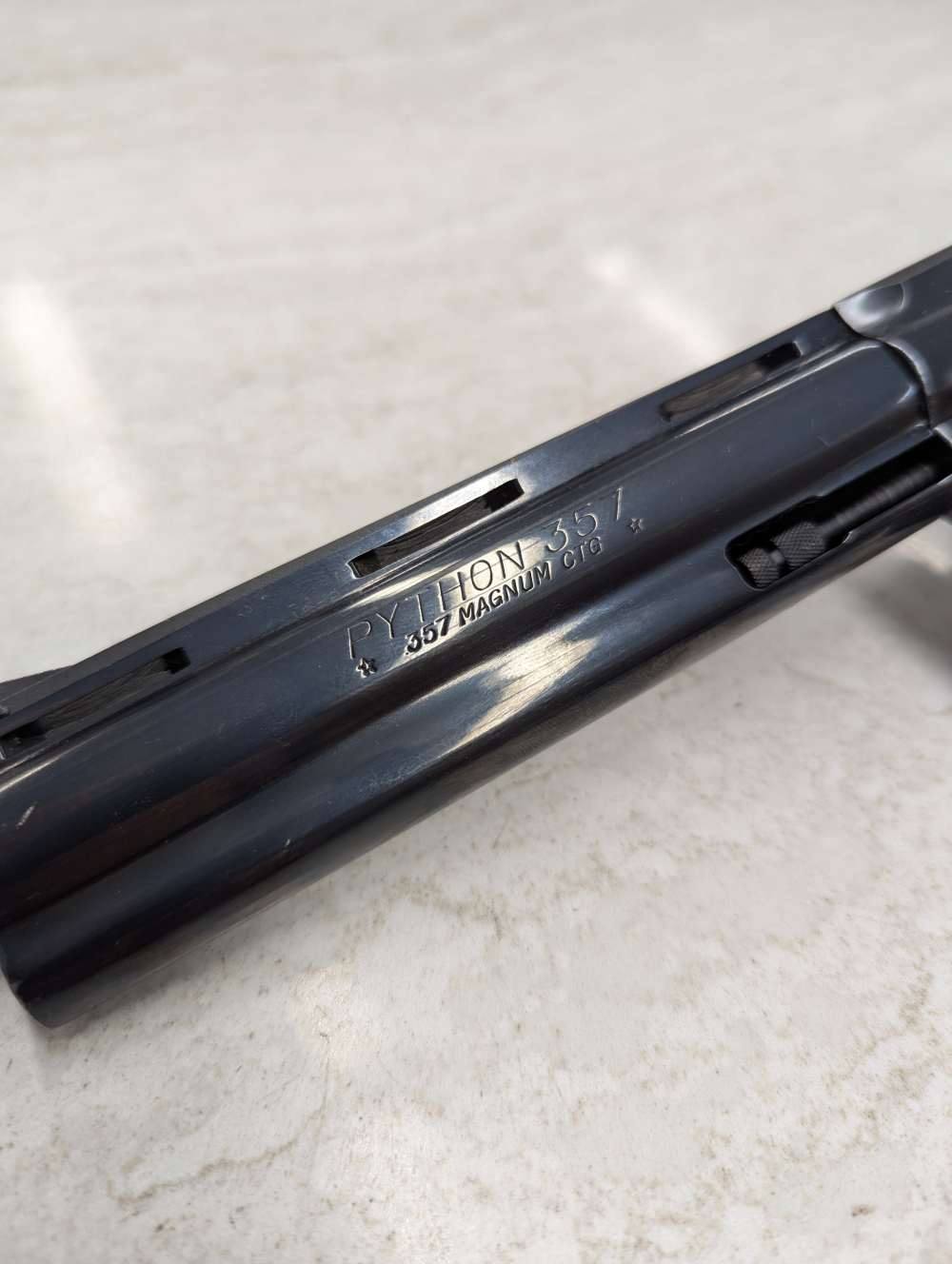 Colt Python .357 Mag-img-1