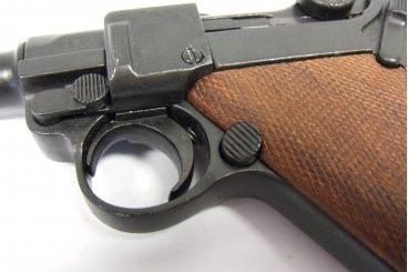 German Luger Parabellum P-08 Pistol-img-3