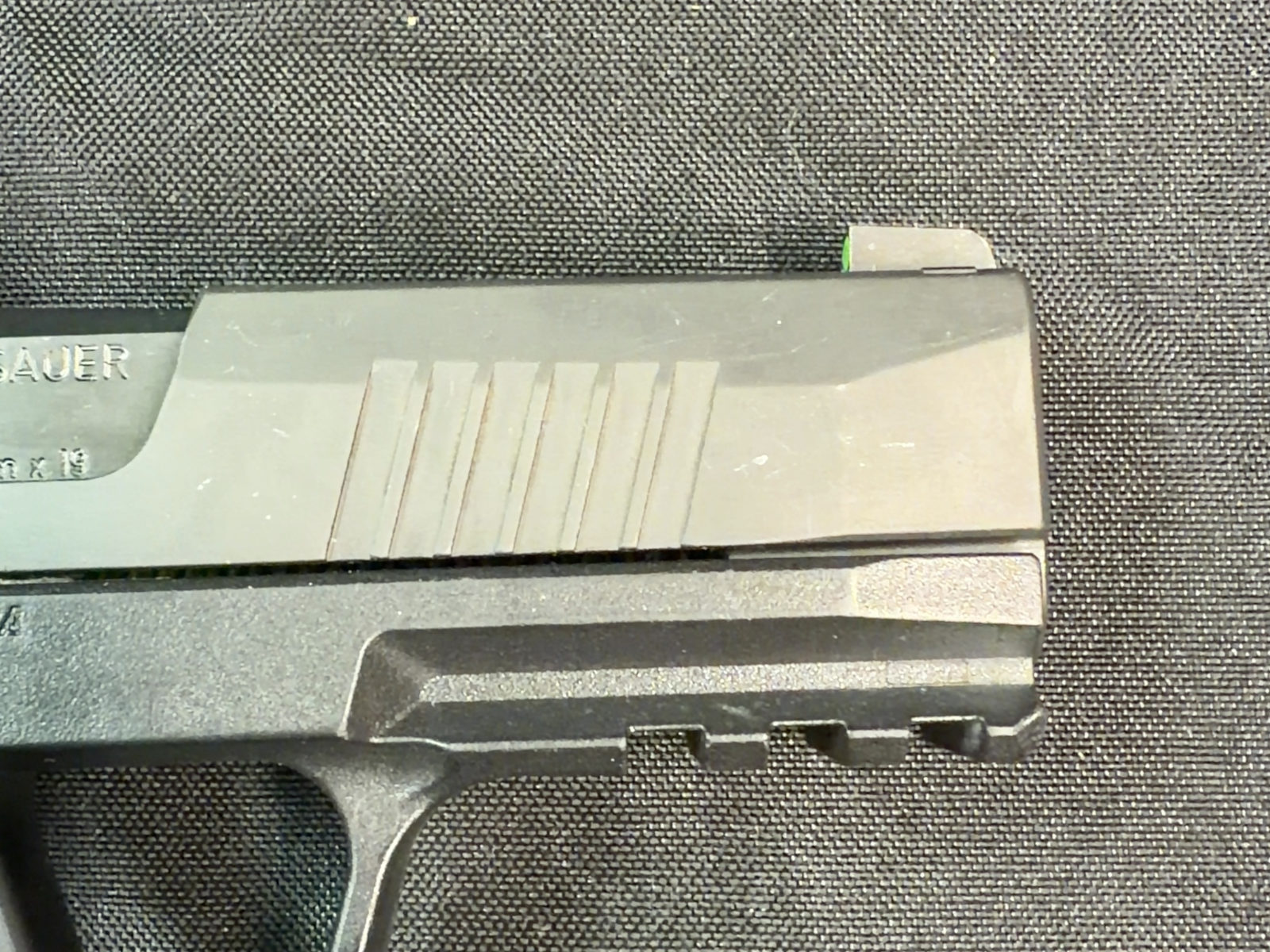 Sig Sauer P365 9mm Luger XMACRO-img-8