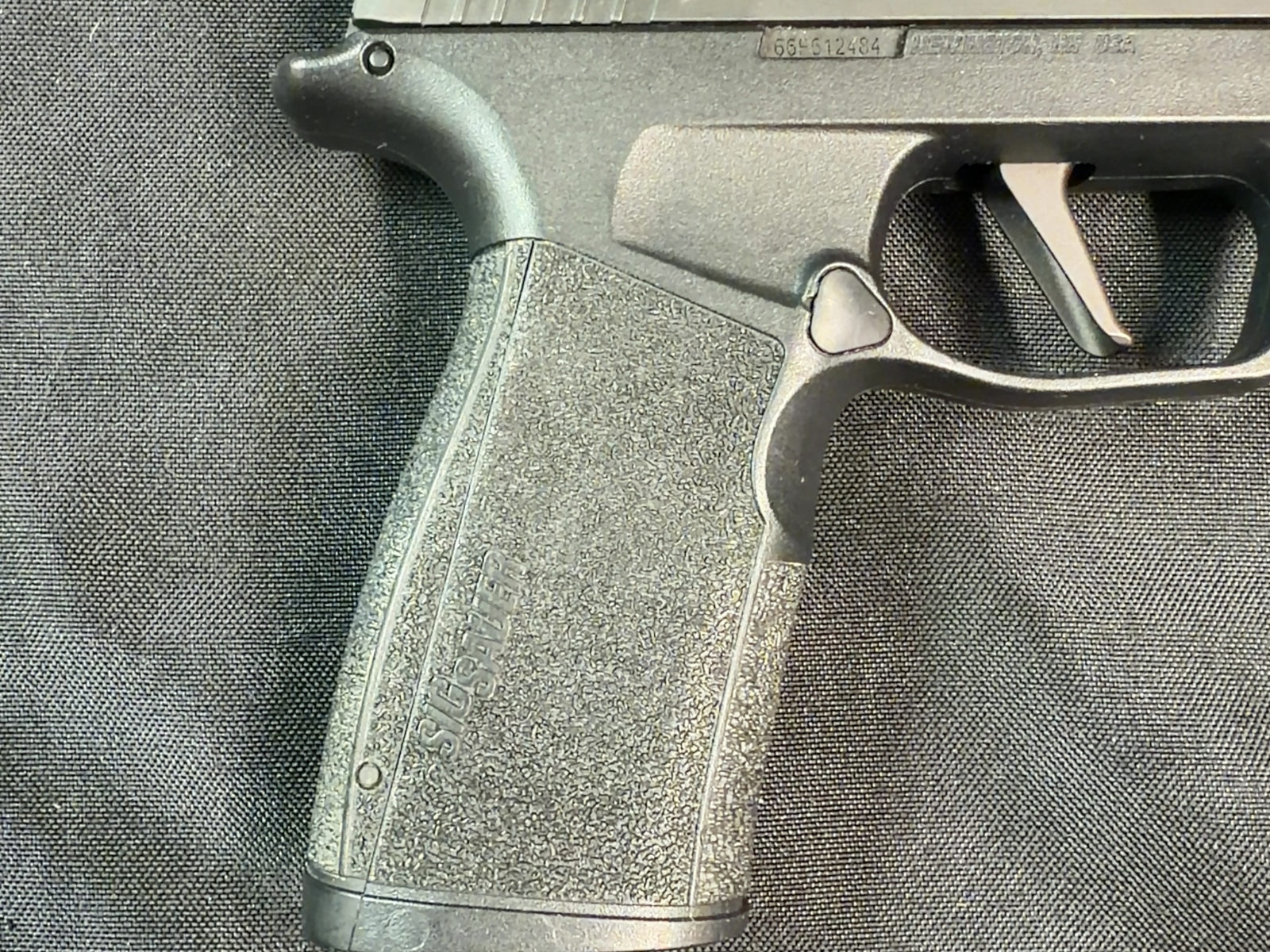 Sig Sauer P365 9mm Luger XMACRO-img-10