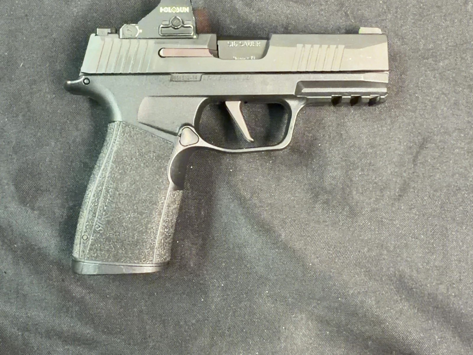 Sig Sauer P365 9mm Luger XMACRO-img-0