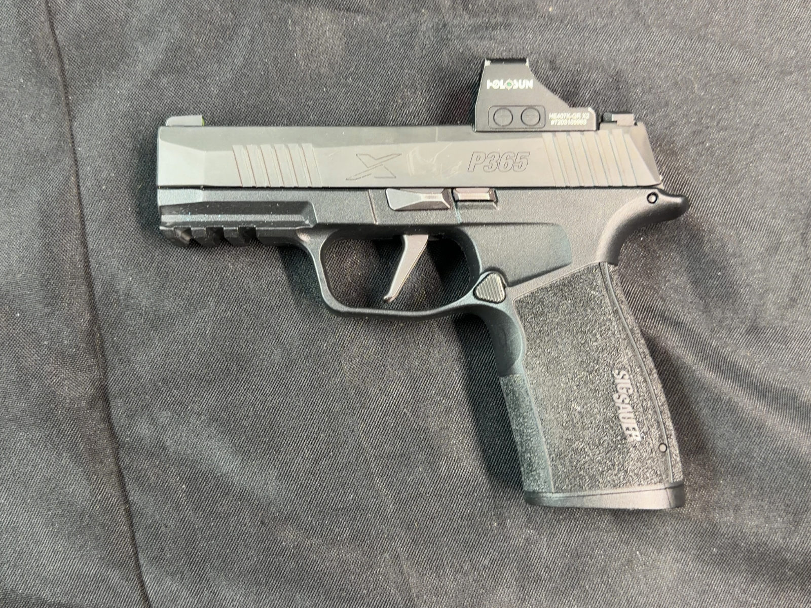 Sig Sauer P365 9mm Luger XMACRO-img-2