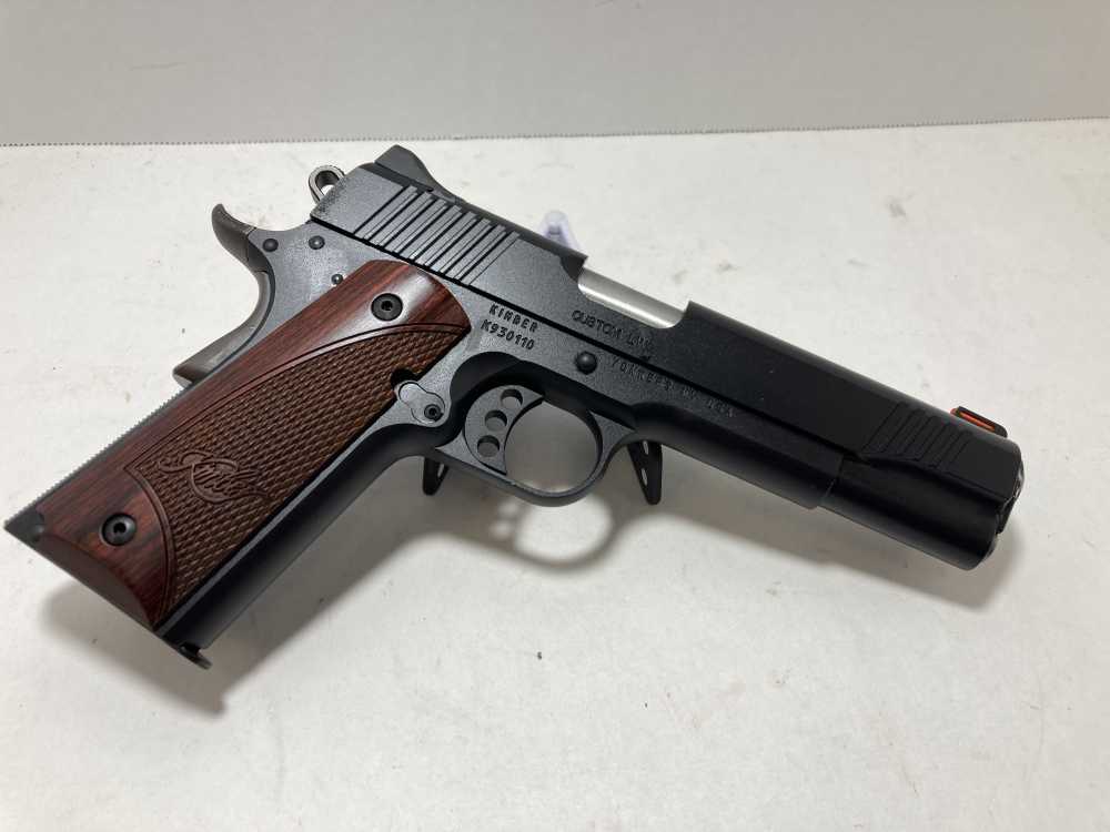 Kimber Custom LW Rosewood grips with Box-img-2