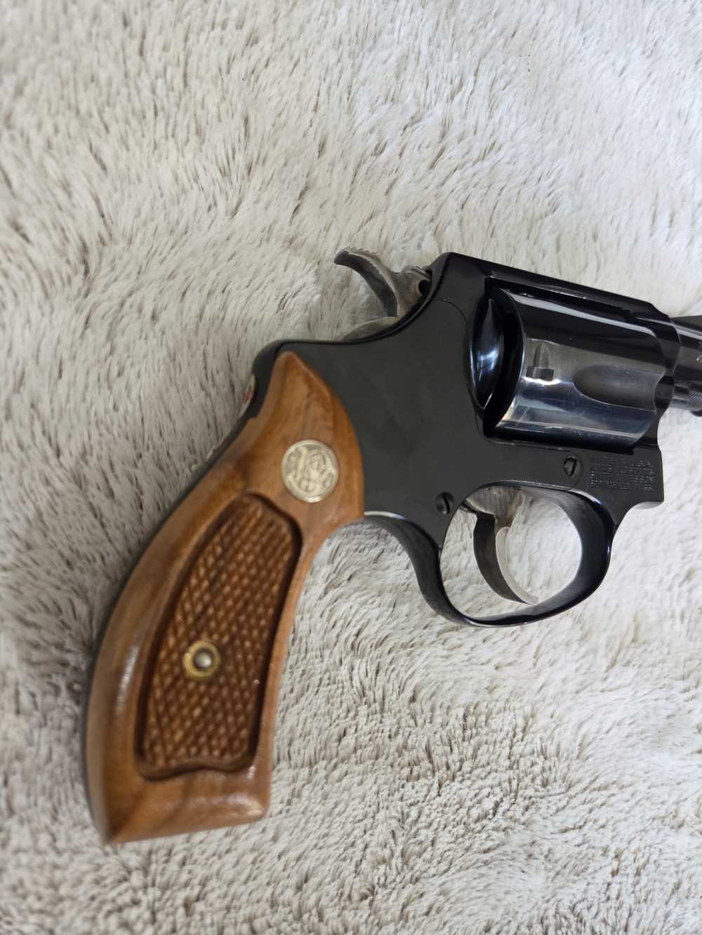 S&W Model 37 Airweight No Dash .38 Spl 2" Matching Box Near Mint-img-23
